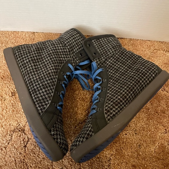 The north face rare plaid flannel boots - Picture 6 of 9